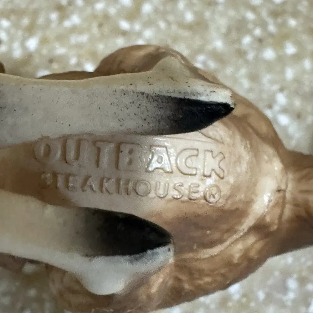 Outback Steakhouse The Kangaroo Krush Drink Cup Clinger Figurine Baby Joey Toy